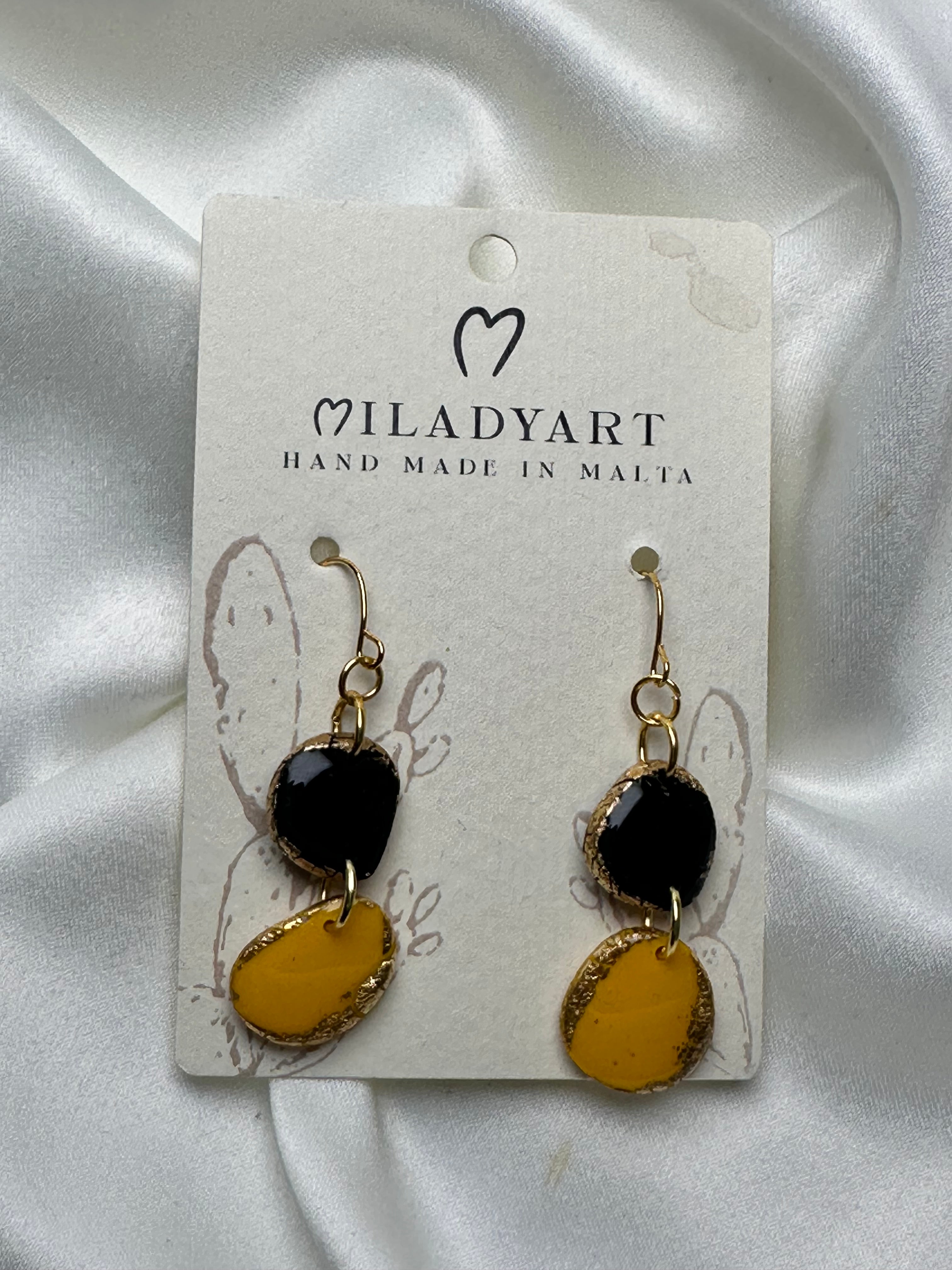 Earrings Pendent Iregular Circle Yellow Black