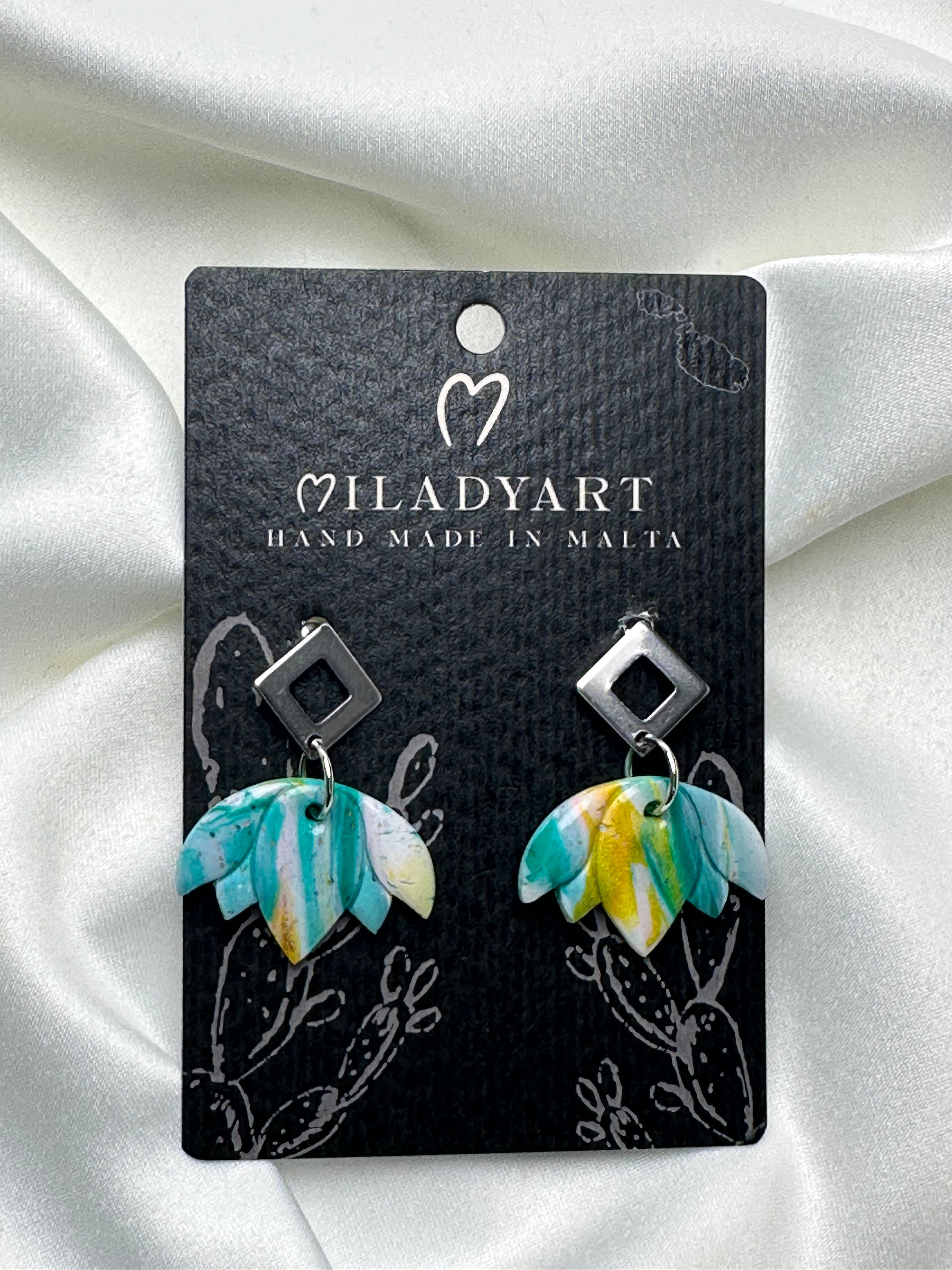 Earrings Pendent Mixed Green Yellow White Lotus Flower