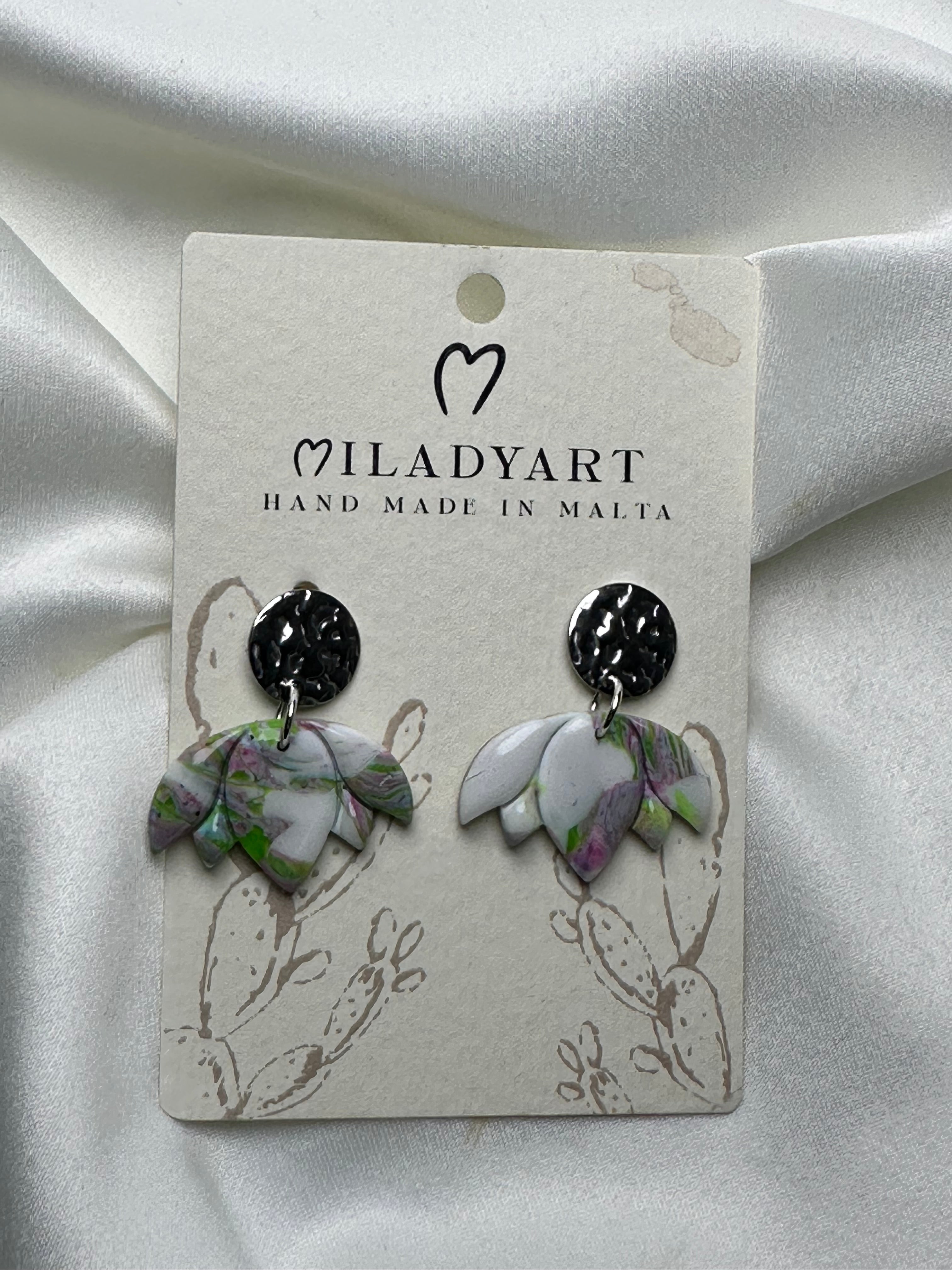 Earrings Pendent Silver Mixed Green White Lotus Flower