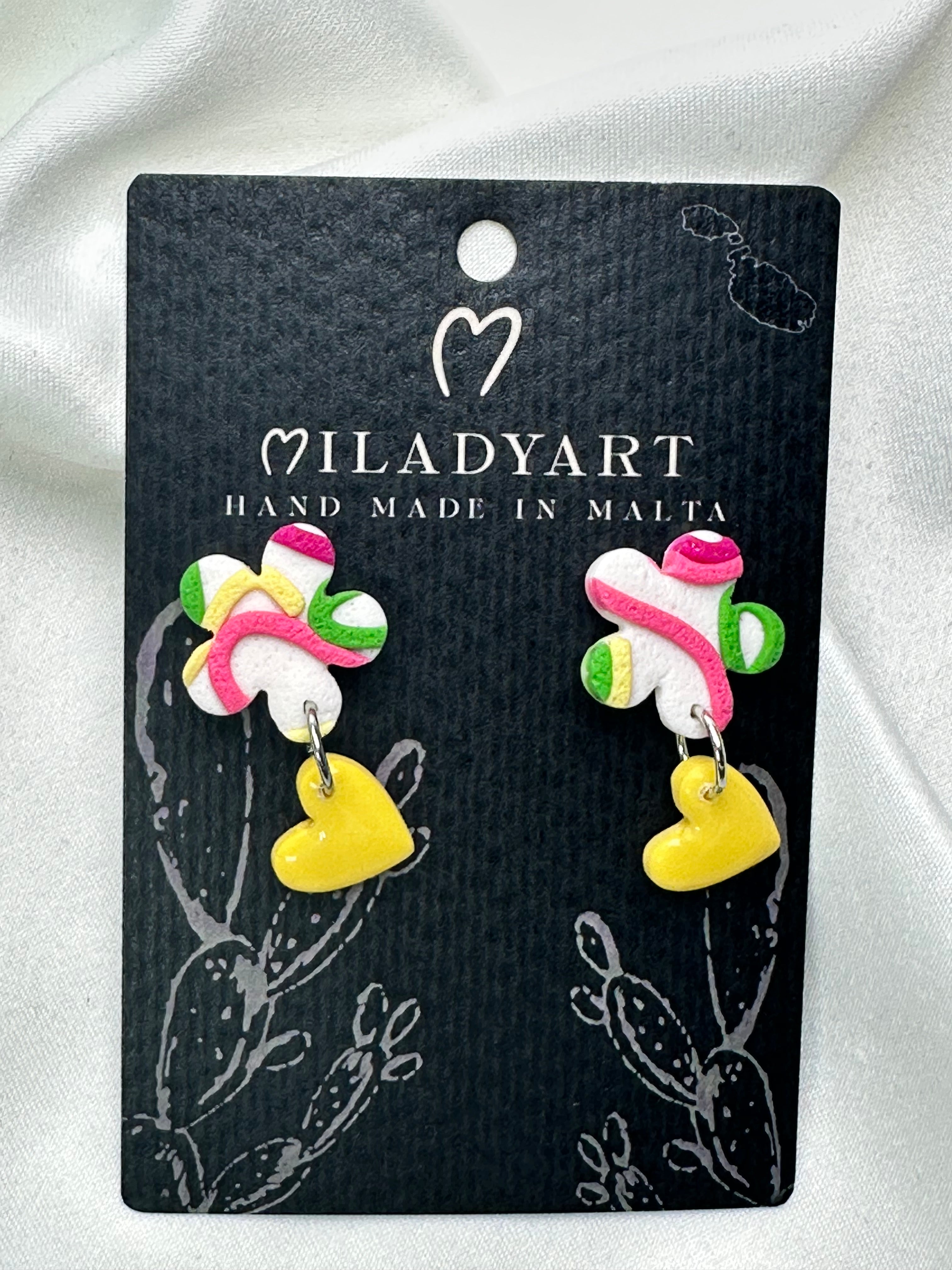 Earrings Pendent Abstract Small Flower With Heart