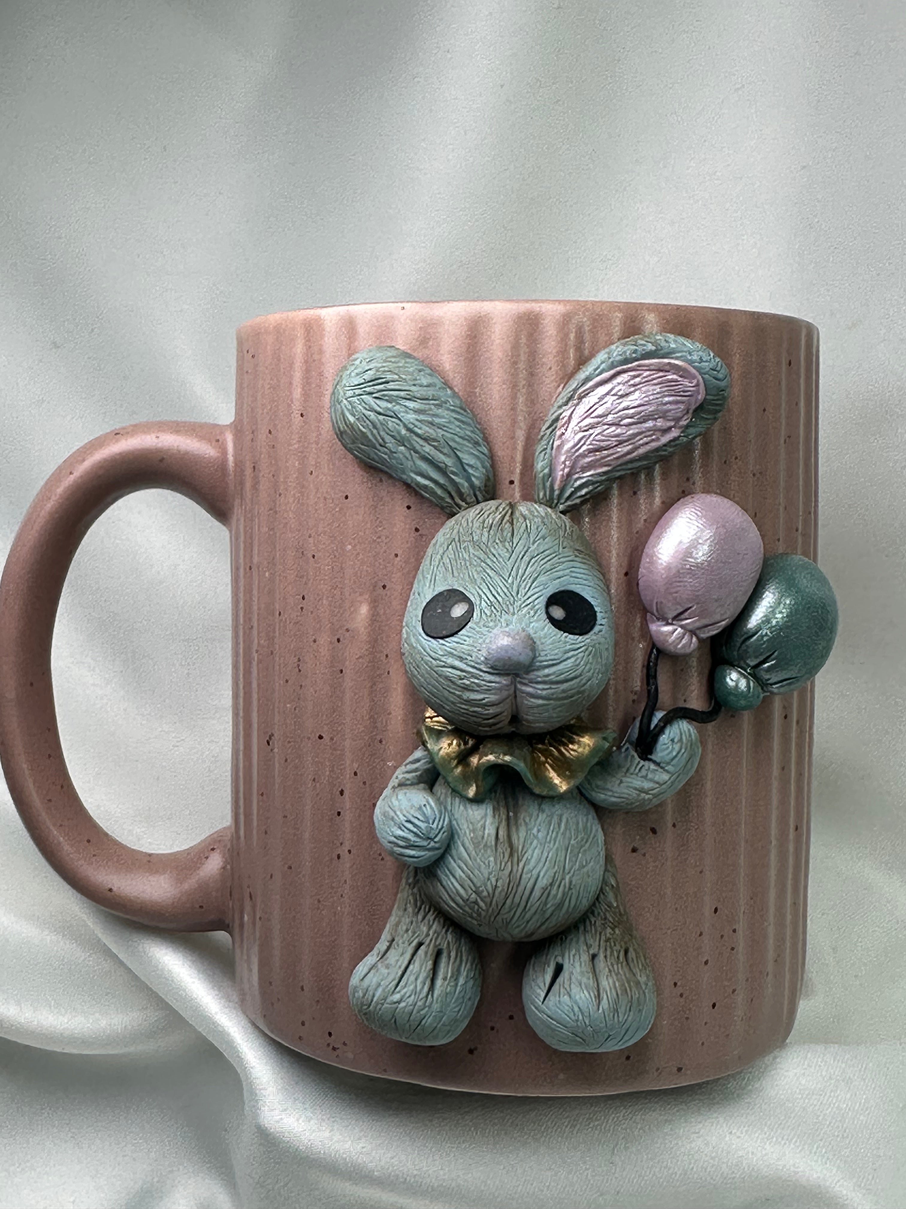 Mug Pink With Bunny Gray