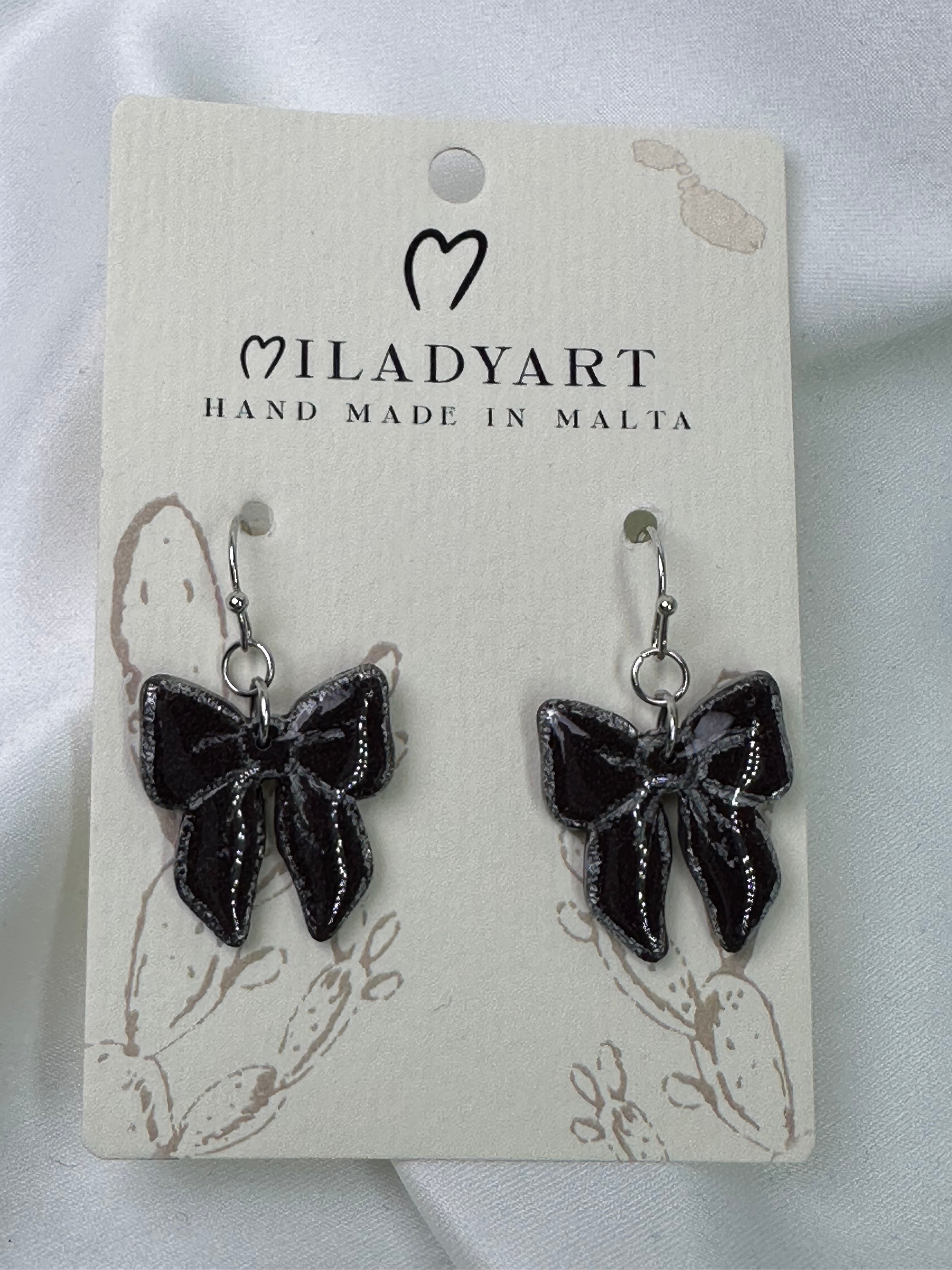 Earrings Pendent Dark Brown Bow