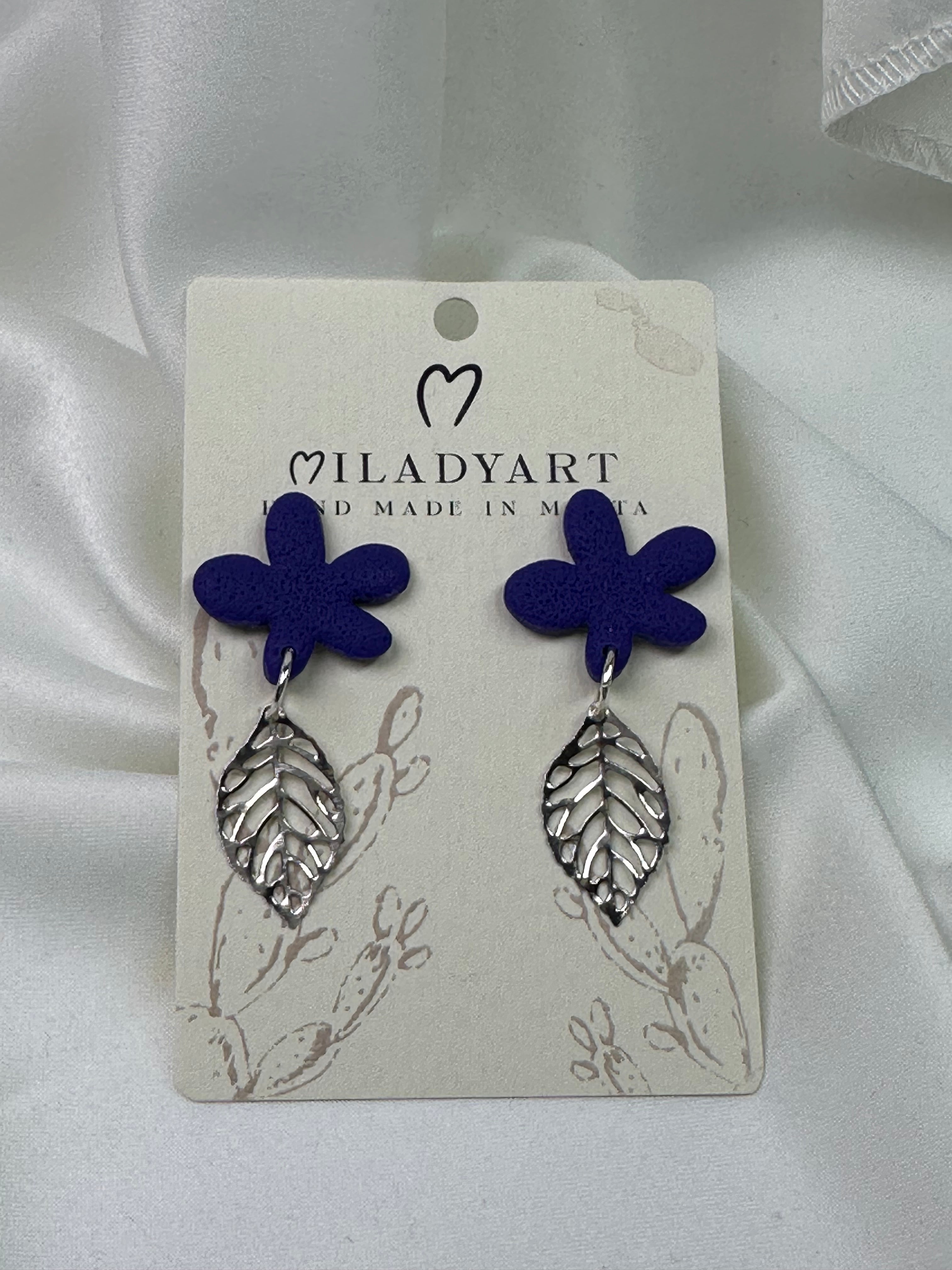 Earrings Pendant Flower Dark Violet